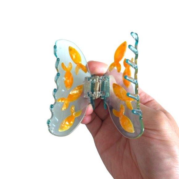 Versatile Fishbowl Hair Claw Clip in Acetate - Durable and Fun Hair Accessory - Picture 4 of 6